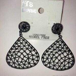 BLACK CAGE DESIGN DANGLE PIERCED EARRINGS